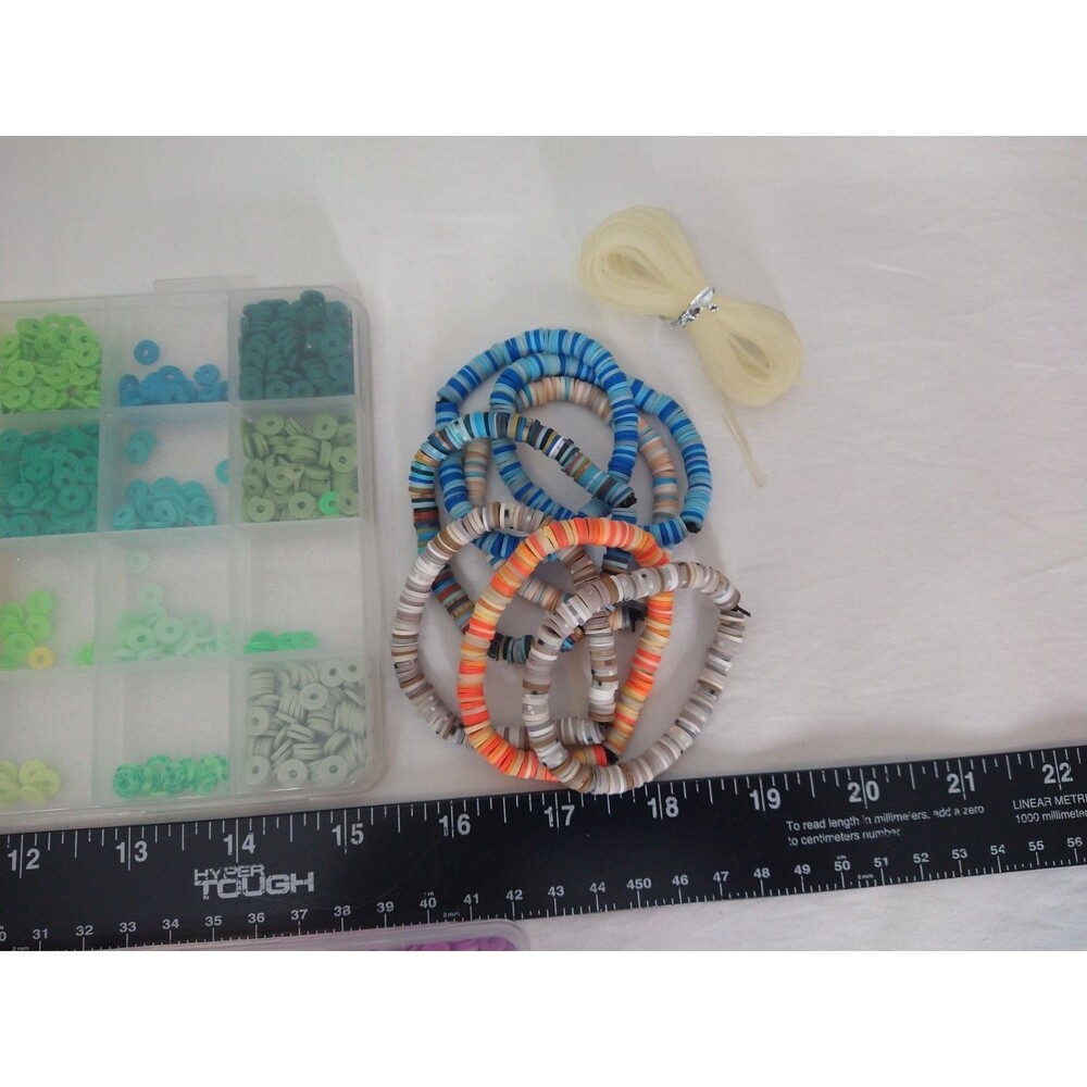 Lot of Crafting/Jewelry Heishi Vinyl Beads in cases + 5 Bracelets + bit of Cord - Picture 6 of 8
